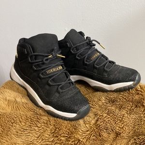 Nike Air Jordan 11 Black Stingray GS Kids 6.5 Women 8